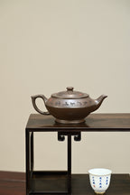 汉云·全手工 （省大师桑黎兵刻绘+双证书) /紫砂十二精英之首，省大师桑黎兵儿子桑崧杰作品 /容量410cc/青玉金砂