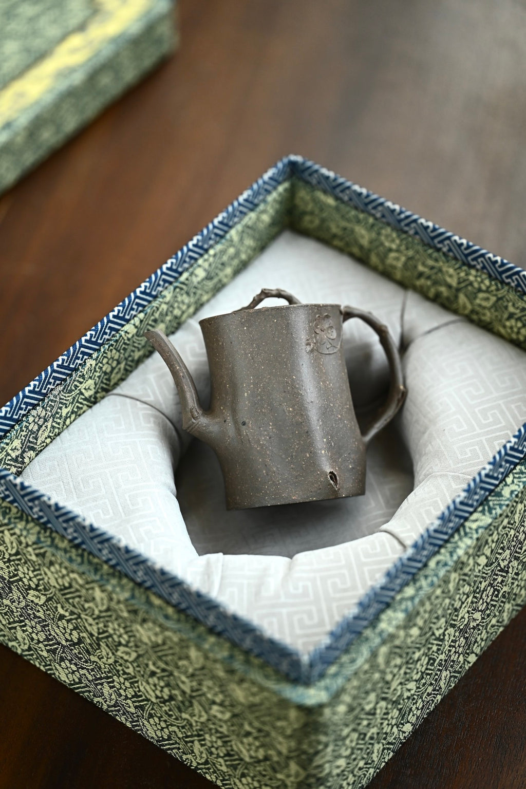 岁寒三友·全手工/花器实力派作品 /容量120cc/极品青段 身筒俊秀挺拔，流把架构筋骨精干秀巧