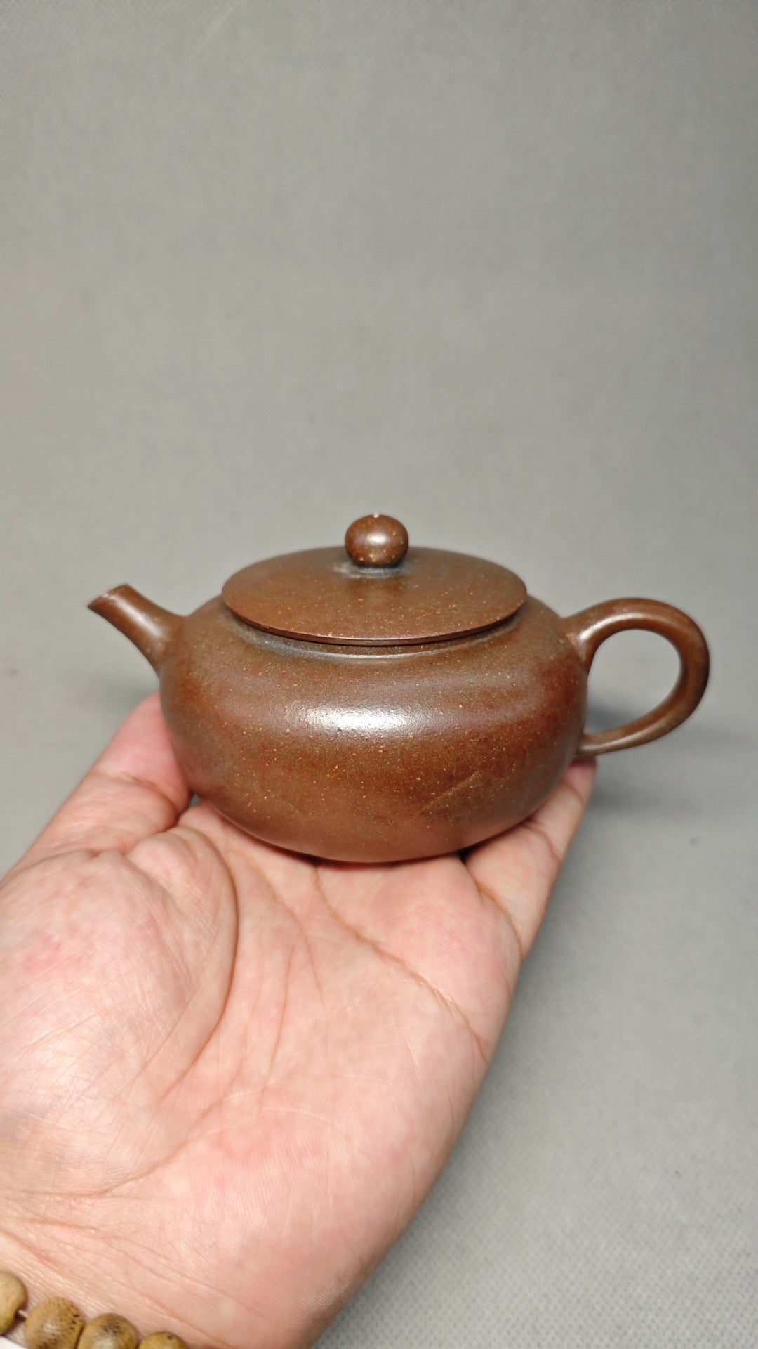 【莲台】 泥料：原矿紫泥柴烧 容量：190cc    孔数：7孔