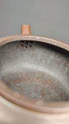 【莲台】 泥料：原矿紫泥柴烧 容量：190cc    孔数：7孔