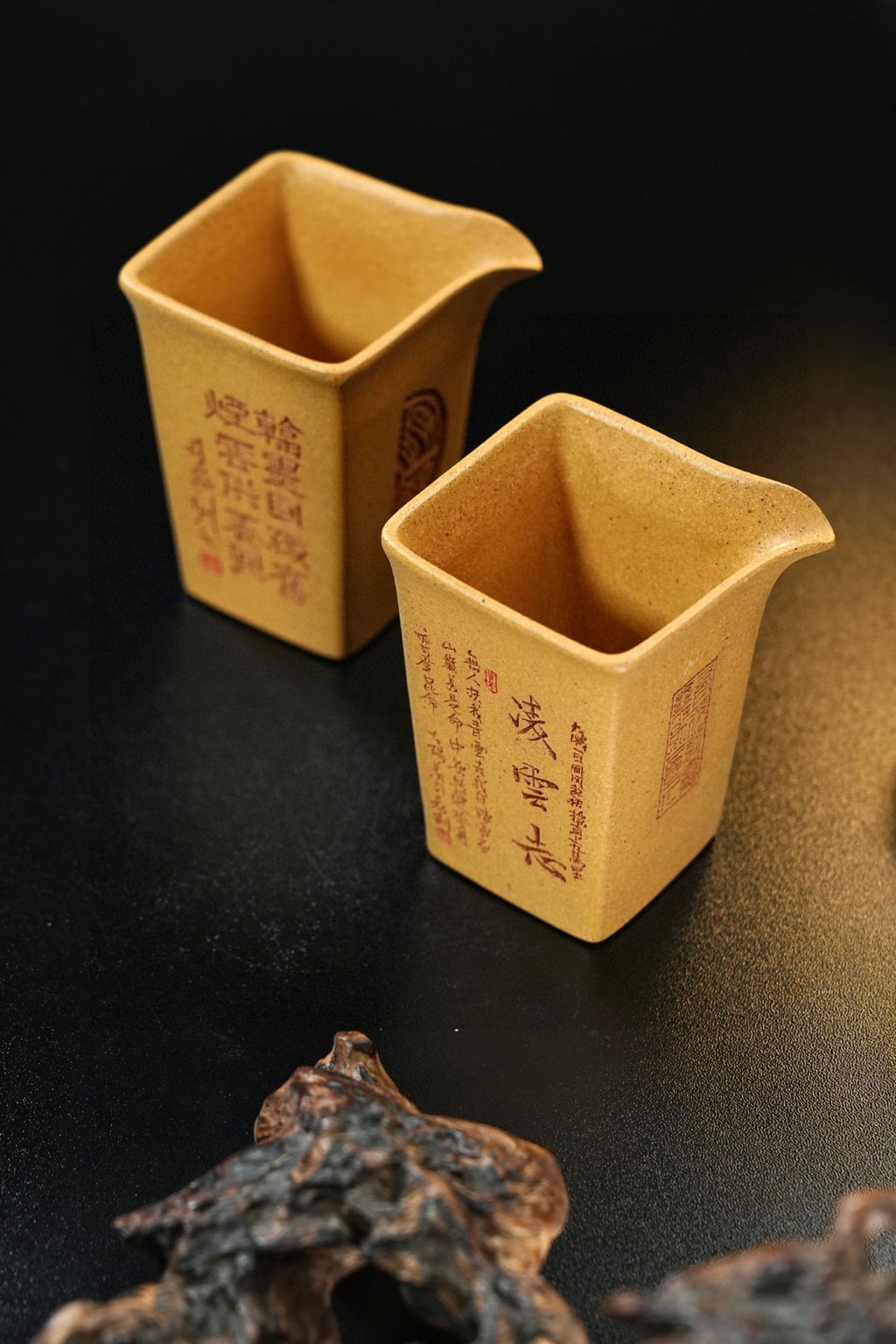 茶客必入【公道杯】 原矿极品黄金段泥·160cc（满）  原矿料陈腐久，油性足把玩效果出彩