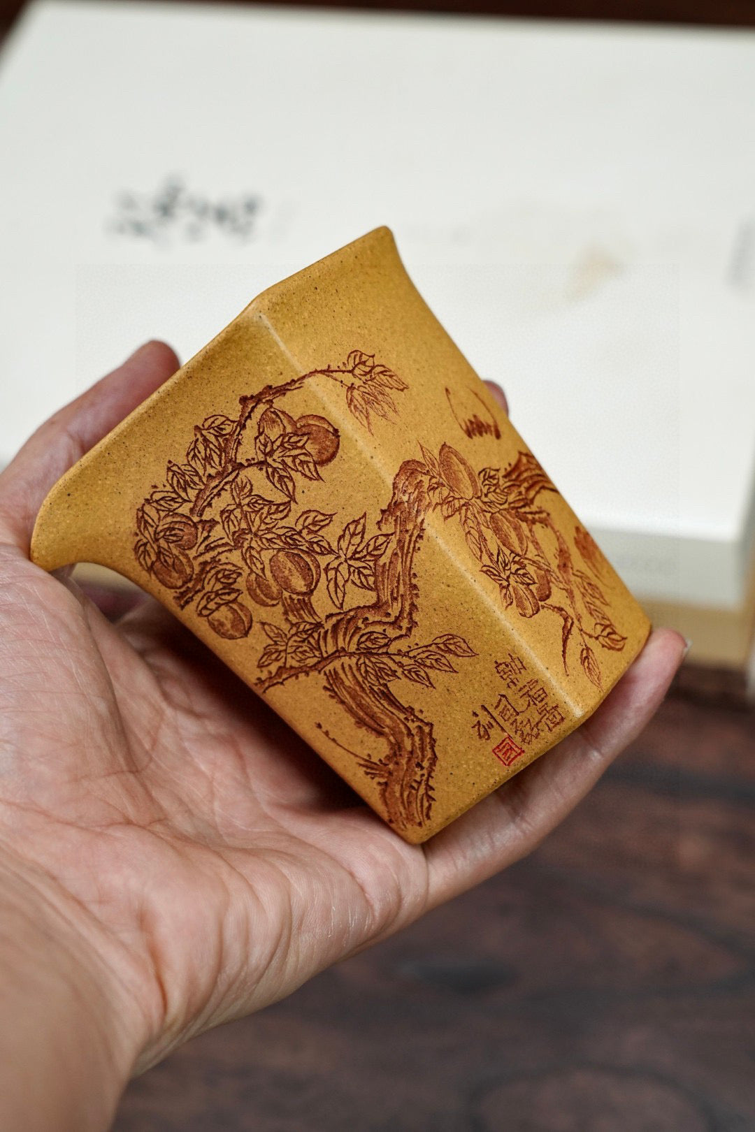 茶客必入【公道杯】 原矿极品黄金段泥·160cc（满）  原矿料陈腐久，油性足把玩效果出彩