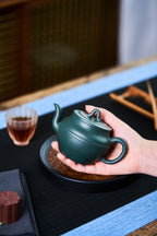 【素影】 家藏苏门答腊青●180cc 作者：王正红 国家级工艺美术师 泥质醇厚，泥色清朗，周身光素，简洁大方