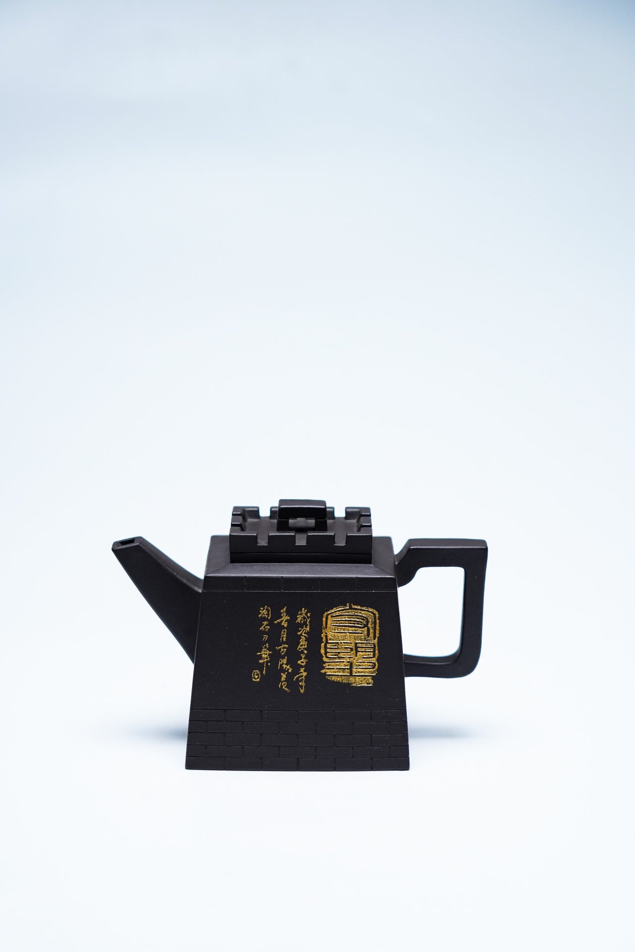 【长城壶】 优质老黑料 ，300cc&nbsp; 陈老师（国家级高级工艺美术师）