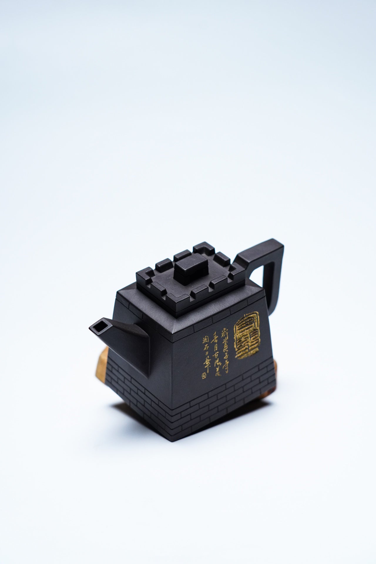 【长城壶】 优质老黑料 ，300cc&nbsp; 陈老师（国家级高级工艺美术师）