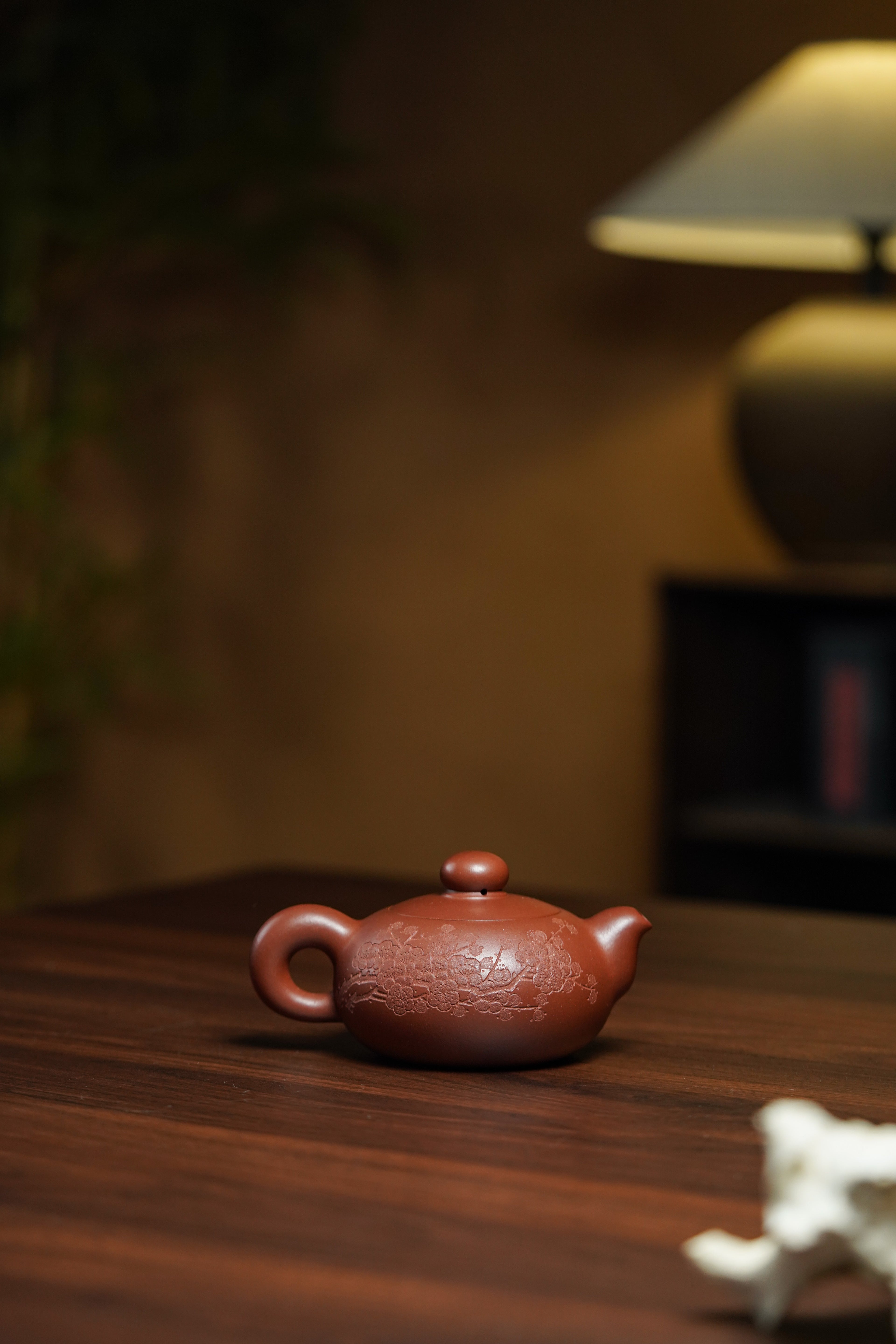 中国紫砂界当代梅王·朱炳浩(石陶）本工巅峰臻品《玉珠壶》｜稀世臻藏·礼藏天花板重器！(可接高端定制)——原矿优质底槽清·220cc ——任淦庭大师高徒｜朱炳浩（石陶）之作