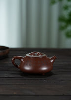 蒋蓉之女 传世花器｜蒋艺华·非遗紫砂巅峰重器《寿桃石瓢》收藏传世·高端礼赠艺术珍品！  ——原矿优质老紫泥·300cc ——中国传统陶瓷艺术大师·蒋艺华 制