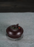 蒋蓉之女 传世花器｜蒋艺华·非遗紫砂巅峰重器《松鼠葡萄壶》收藏传世·高端礼赠艺术珍品！  ——原矿优质紫朱泥·200cc ——中国传统陶瓷艺术大师·蒋艺华 制