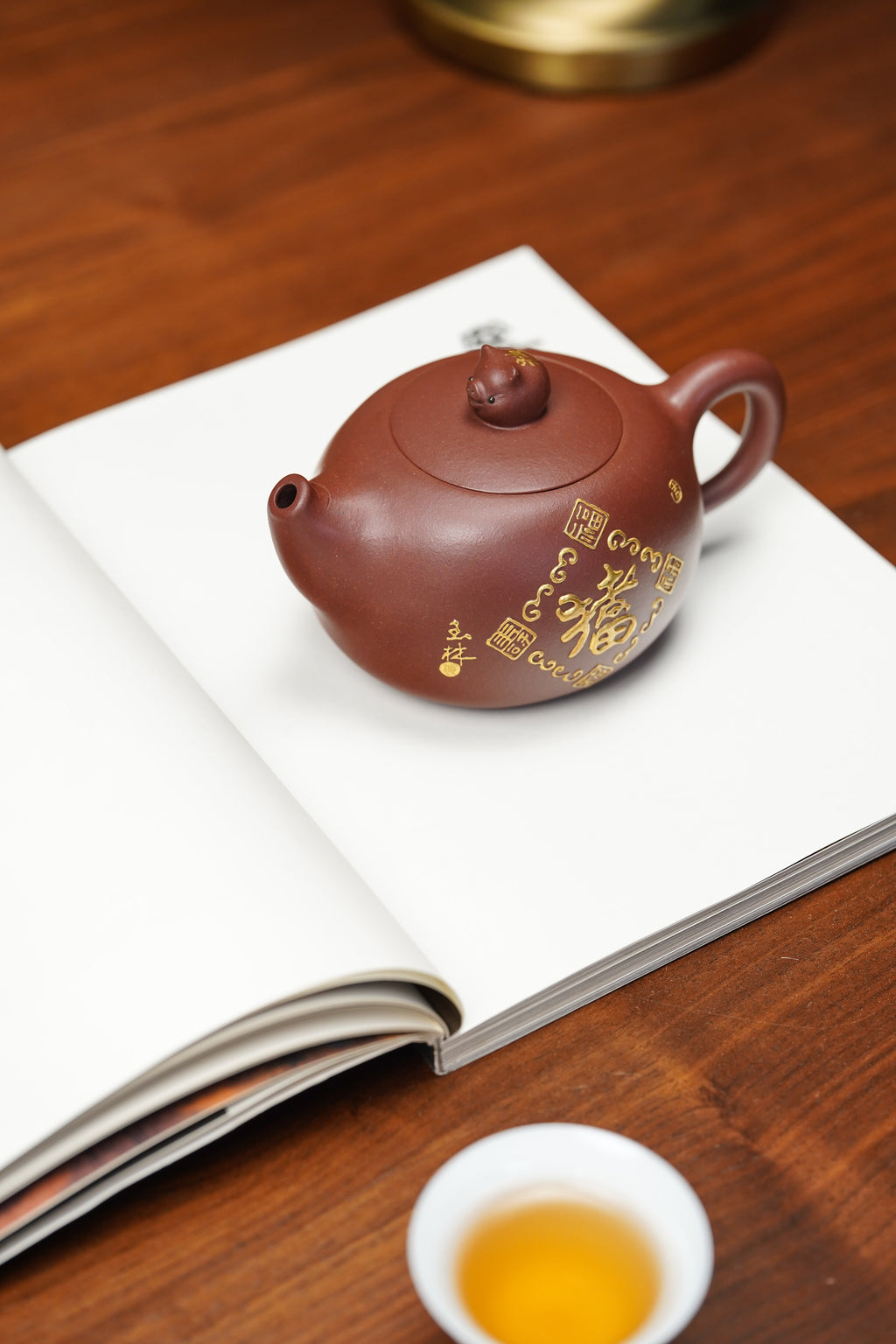 殿堂级顶奢潜力臻品《拱福壶》传世收藏、礼赠顶流天花板👍 ——原矿优质底槽清·400cc「真金限量」 ——中国陶瓷艺术大师·邱玉林 亲制