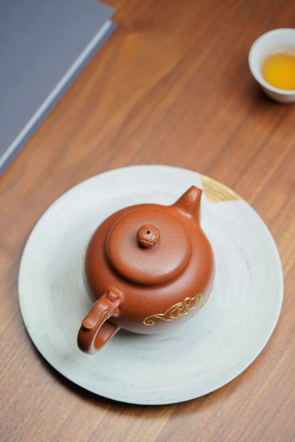 国大师邱玉林亲制｜顶奢稀有传世臻品《祥和壶》礼藏天花板｜殿堂潜力重器👍(真金限量版)  ——原矿优质降坡泥·280cc ——中国陶瓷艺术大师·邱玉林·亲制