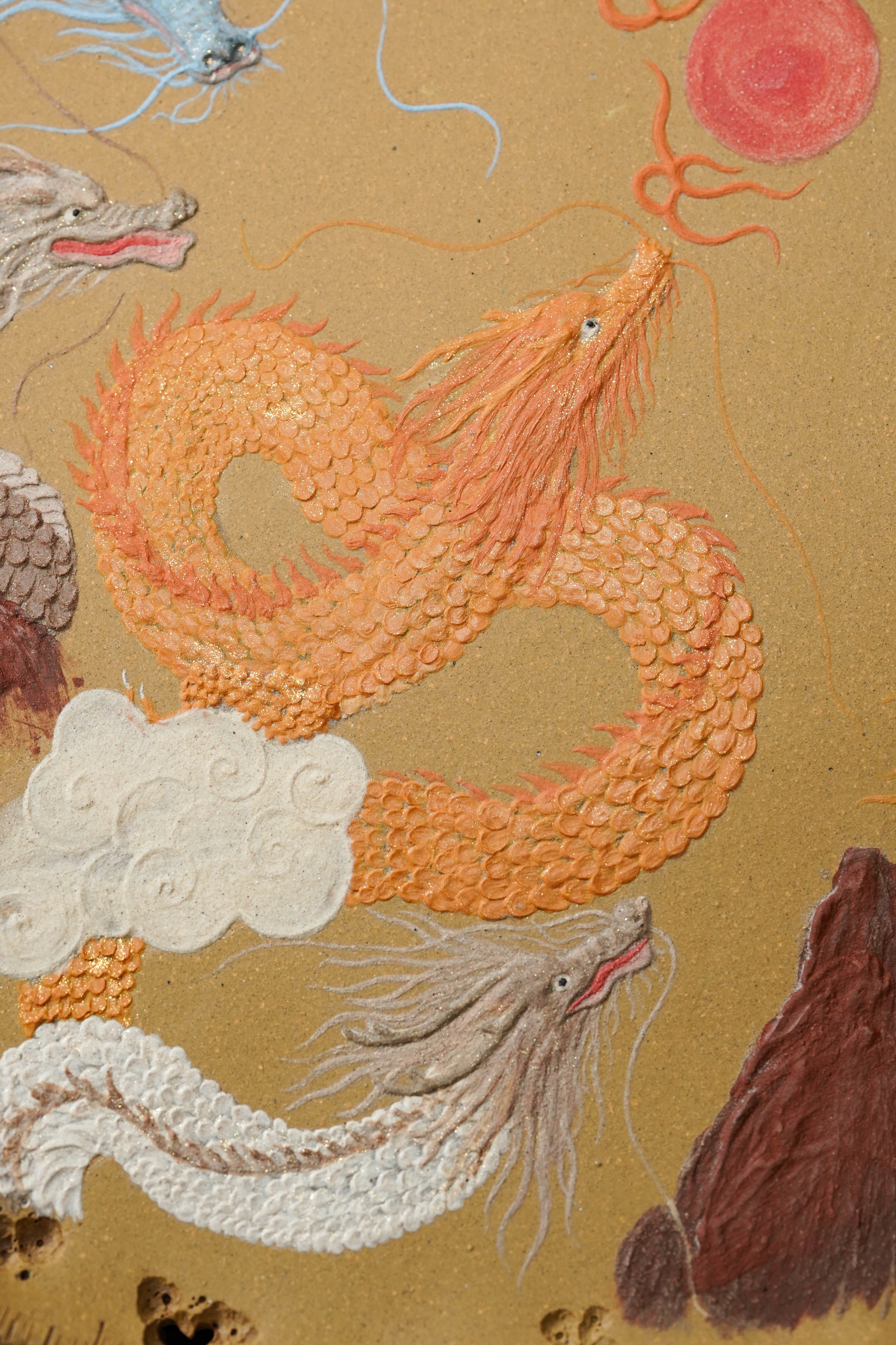 特色专利馆藏紫砂重器｜竹报平安·九龙呈祥干泡盘《竹报平安·九龙呈祥干泡盘》为专利原创世间唯一孤品