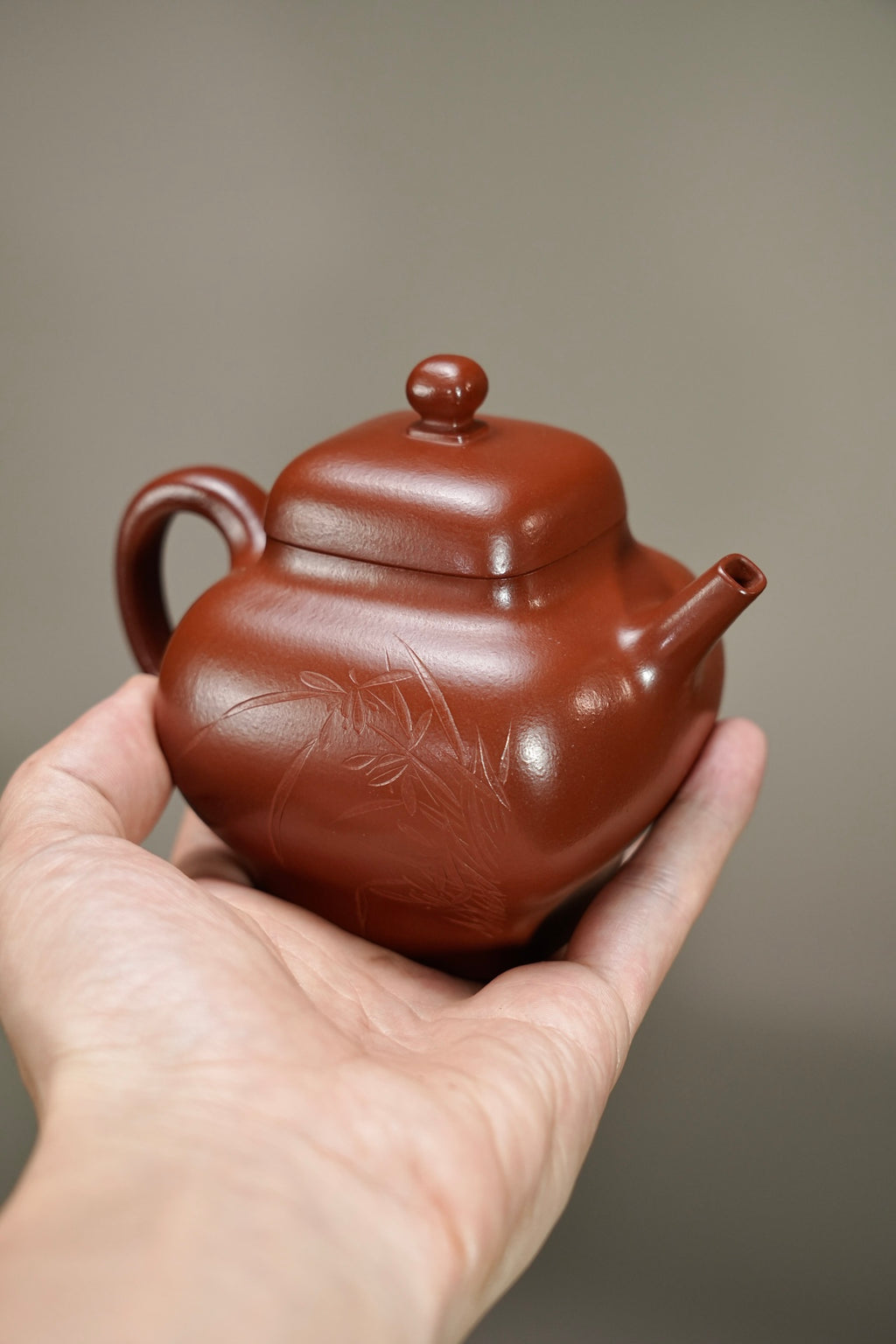 耿浩方器 礼藏双绝｜紫砂界80后方器巨匠巅峰臻品《屿方壶》甄选原矿优质大红袍·260cc，料工合一、品质顶级