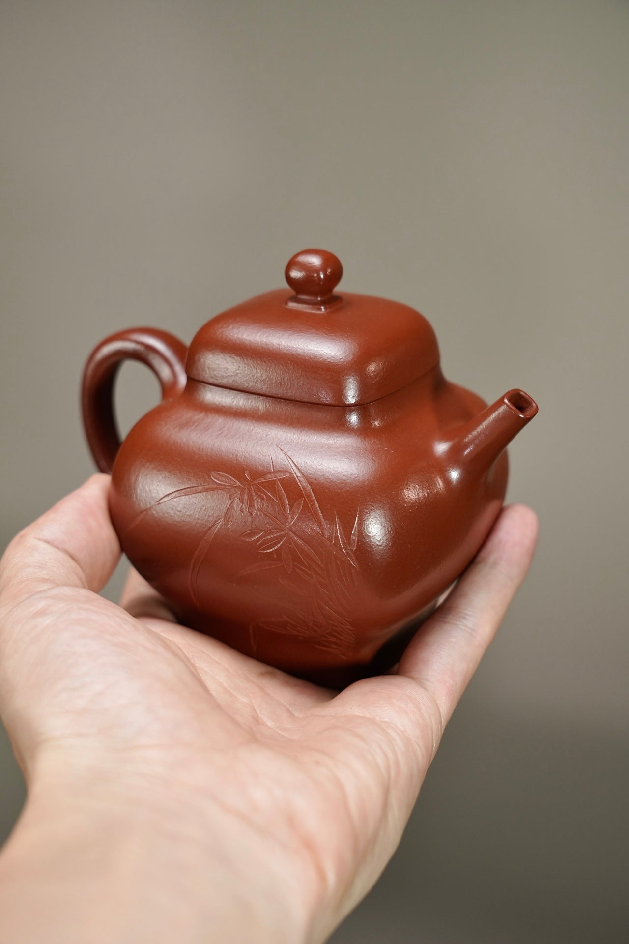 耿浩方器 礼藏双绝｜紫砂界80后方器巨匠巅峰臻品《屿方壶》甄选原矿优质大红袍·260cc，料工合一、品质顶级