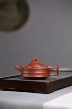 研高收藏重器【飞龙乘云】 作者：刘红仙 职称：研究员级高级工艺美术师 容量： 350cc 泥料： 稀有4号井底槽清
