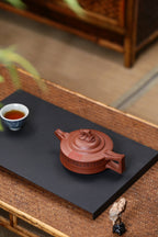 研高收藏重器【飞龙乘云】 作者：刘红仙 职称：研究员级高级工艺美术师 容量： 350cc 泥料： 稀有4号井底槽清