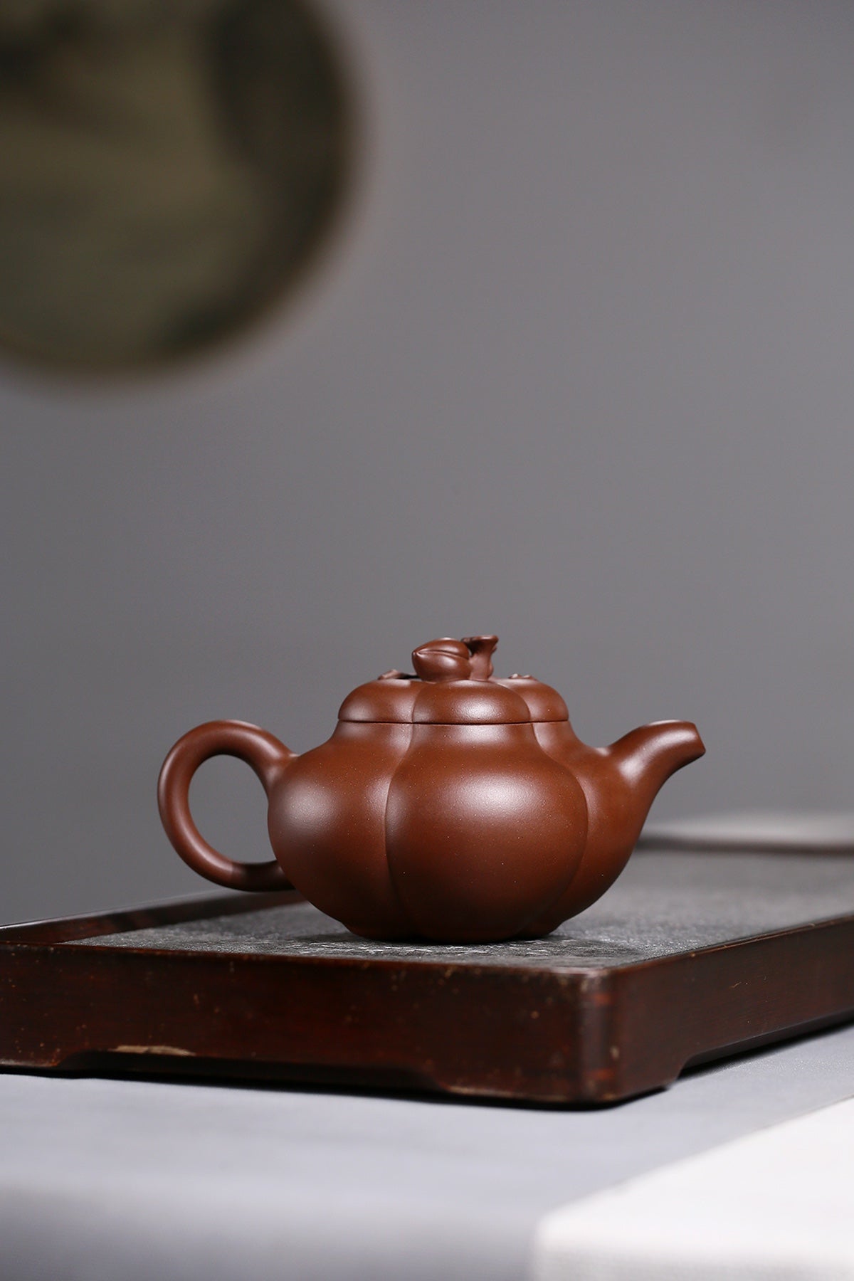 研高收藏重器【上合桃】 作者：刘红仙 职称：研究员级高级工艺美术师 容量： 510cc 泥料： 原矿紫泥