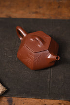 鑫印堂收藏重器【 六方石瓢】 作者：徐老师 容量： 250cc 泥料： 紫泥大红袍