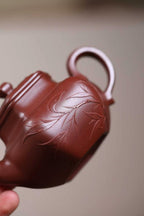 收藏重器【 六方菱花】 作者：徐老师 容量： 170cc 泥料： 紫泥大红袍