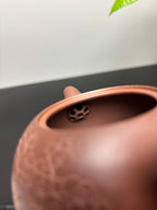 中国紫砂界当代梅王·朱炳浩(石陶）本工巅峰臻品《半月壶》——原矿优质底槽清·180cc ——任淦庭大师高徒｜朱炳浩（石陶）之作