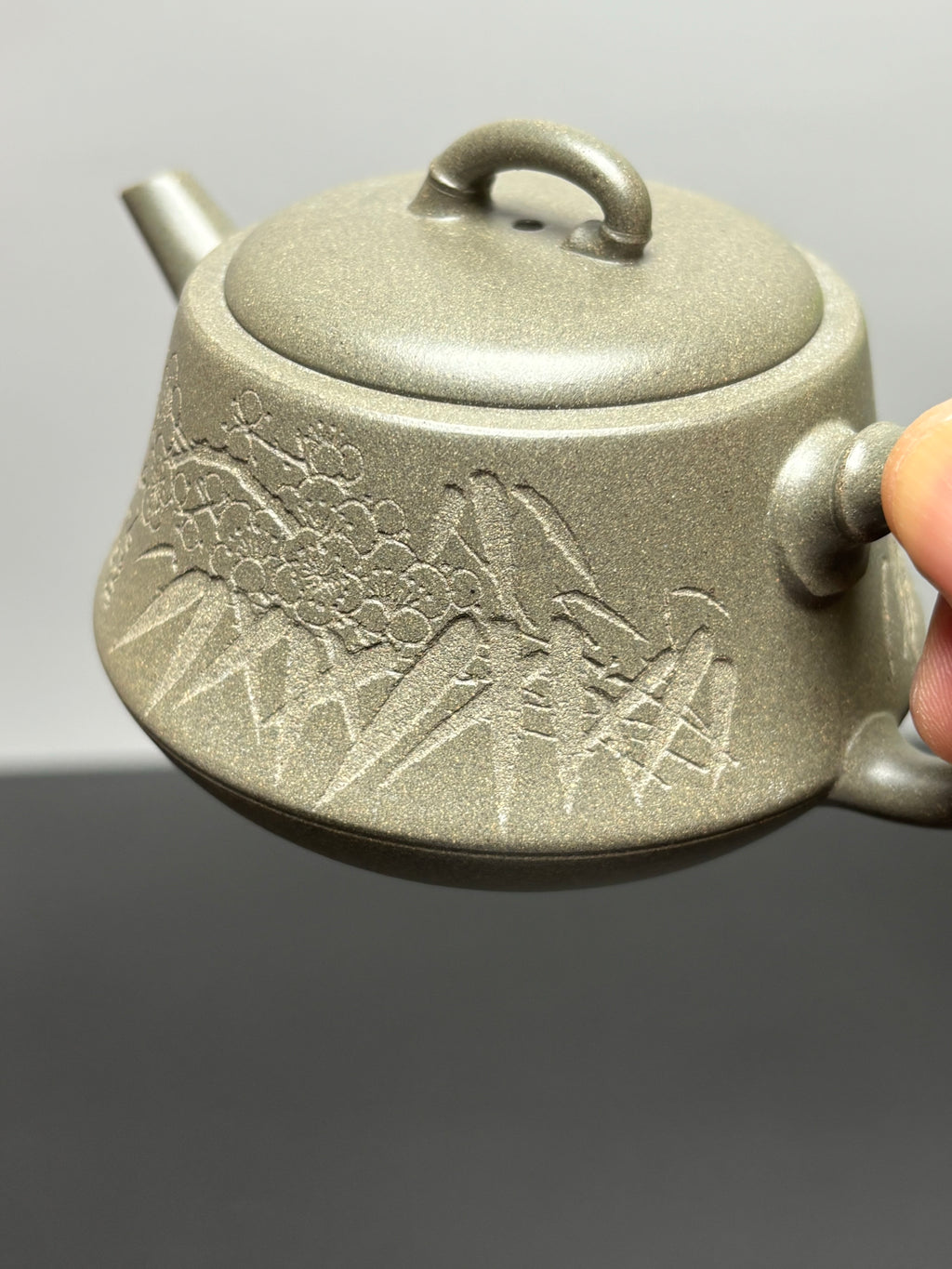 中国紫砂界当代梅王·朱炳浩(石陶）本工巅峰臻品《劲竹石瓢》——原矿优质松华青段·180cc（梅竹双清） ——任淦庭大师高徒｜朱炳浩（石陶）之作