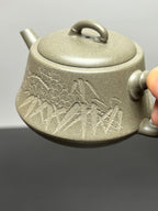 中国紫砂界当代梅王·朱炳浩(石陶）本工巅峰臻品《劲竹石瓢》——原矿优质松华青段·180cc（梅竹双清） ——任淦庭大师高徒｜朱炳浩（石陶）之作