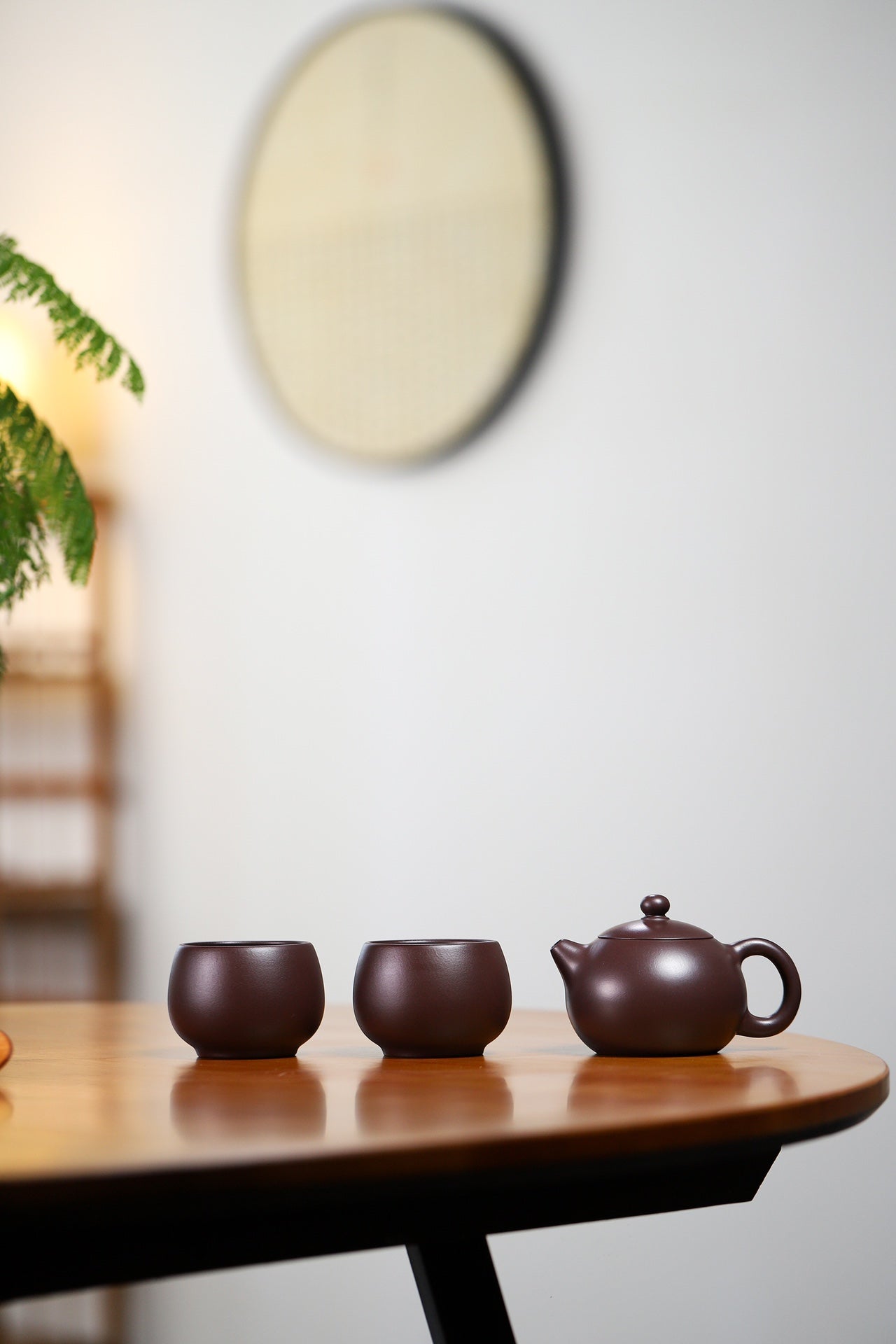 顾景舟同款泥料，杨军保老师制作【品名】小西施（内推球孔）【作者】国家级工艺美术师杨军保【泥料】六十年代黑墩头【容量】150cc