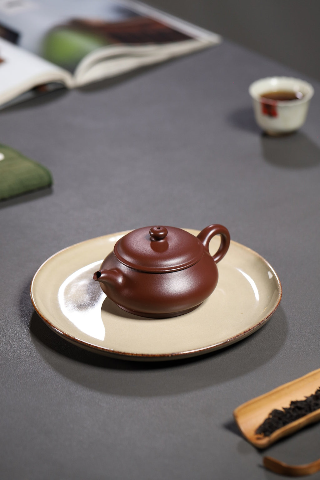 西泠印社倚石苑出品 西泠拍品复刻 | 杨鹏手制 明炉 鹅蛋紫朱泥 150cc 经典明炉器型，壶身圆润敦和