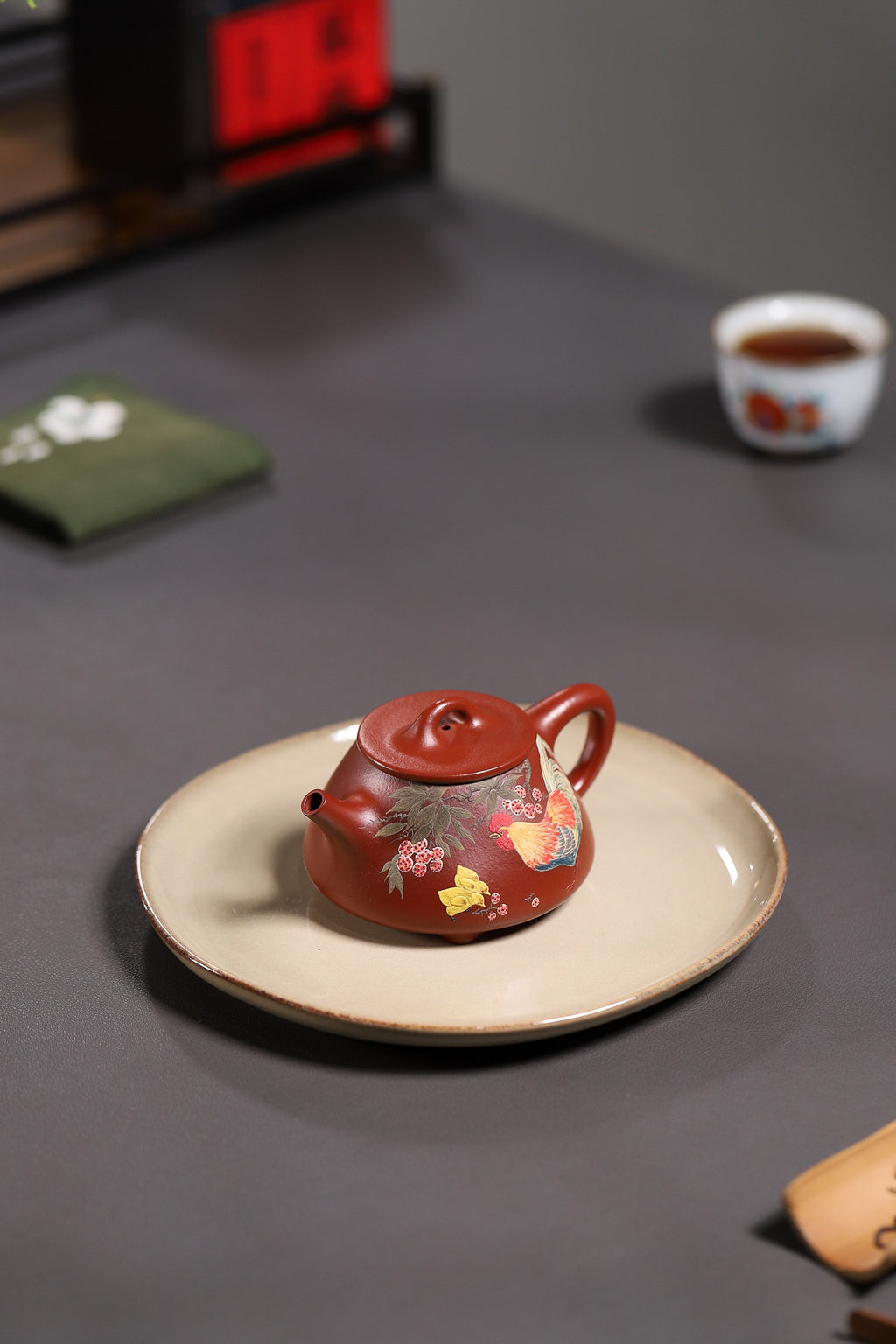 石瓢 国家级工艺美术师杨军保作品 原矿大红袍 170cc 经典石瓢，骨架利落，三足平稳，桥钮顺手