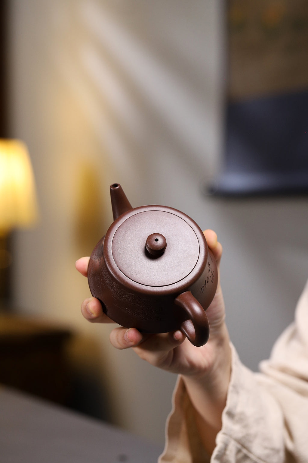柱础｜顾老同款泥料 1956年代极紫泥｜220cc 国家级工艺美术师杨军保作品 此款壶，线面明朗，敦庞大气，简约而不简单