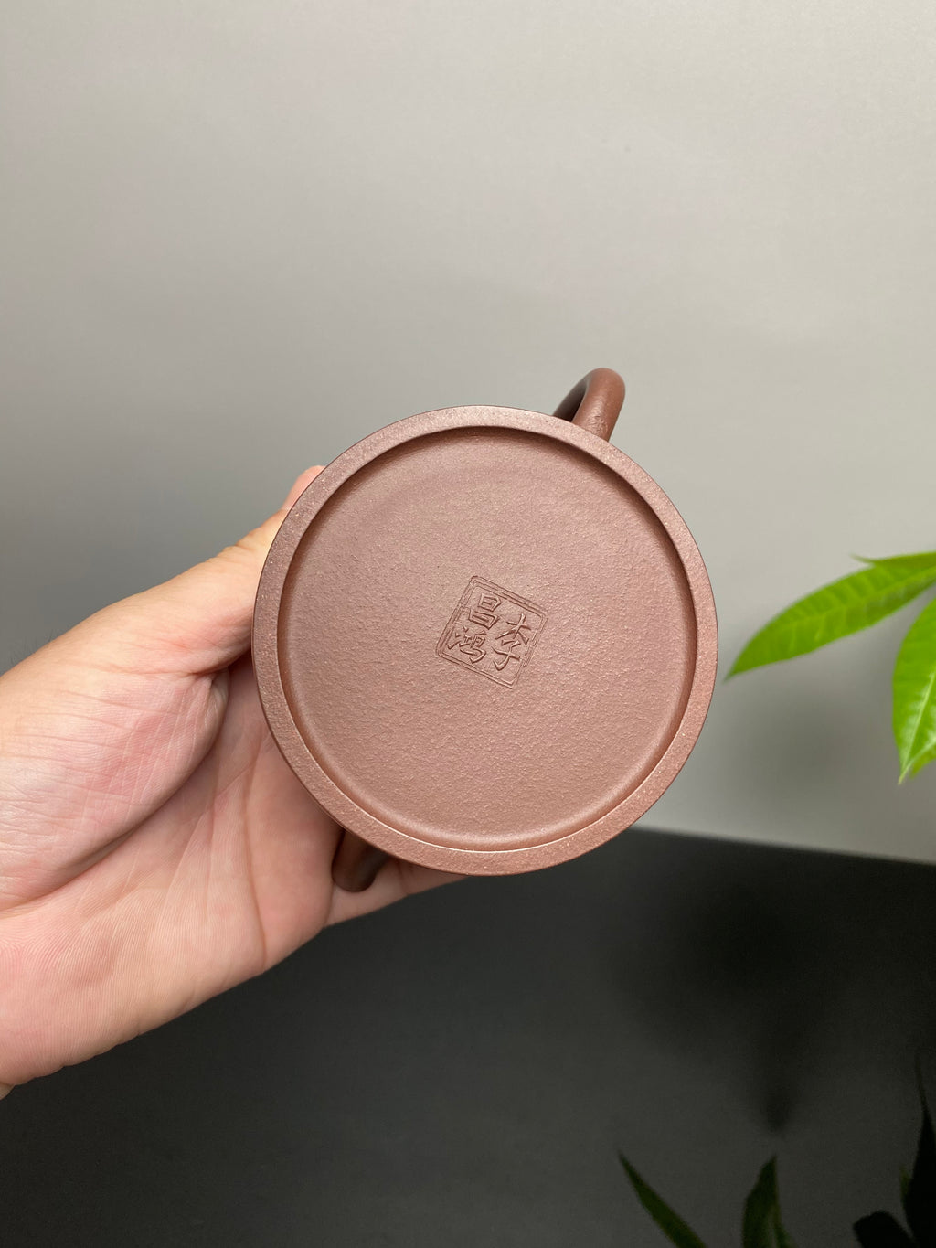 双璧齐辉｜吴冠中～李昌鸿双大师联名限量款《汉铎壶》藏家私藏级福利·高端礼赠顶配之选！  ——原矿优质底槽清·260cc