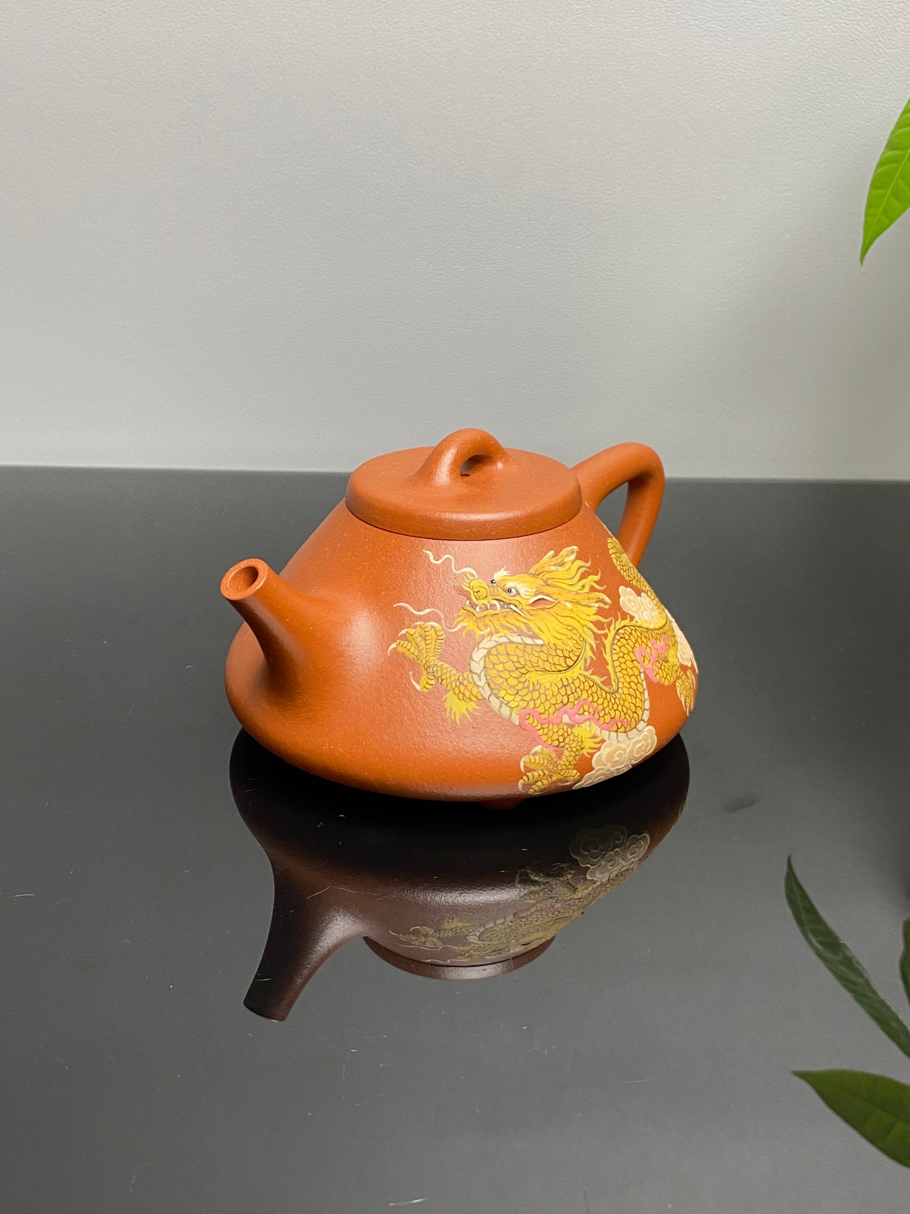 沈更轶～邱玉林巅峰联诀《子冶石瓢》 典藏传世——原矿优质降坡泥·260cc ——正高级工艺美术师·沈更轶 亲制 ——中国陶瓷艺术大师·邱玉林装饰 龙🐉