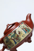 《牛气冲天》 作者简介：李玮 中国陶瓷设计艺术大师 江苏省陶瓷艺术大师 江苏省陶瓷艺术名人 正高级工艺美术师 作品简介：原矿家藏云雾沉香泥，240cc，菱形14孔出水
