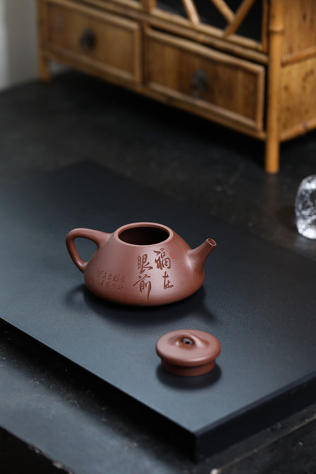 《子冶石瓢》 国家级工艺美术师 鲍玉华 装饰：李玮（江苏省陶瓷艺术大师，正高）原矿家藏底槽清，180cc，菱形14孔出水