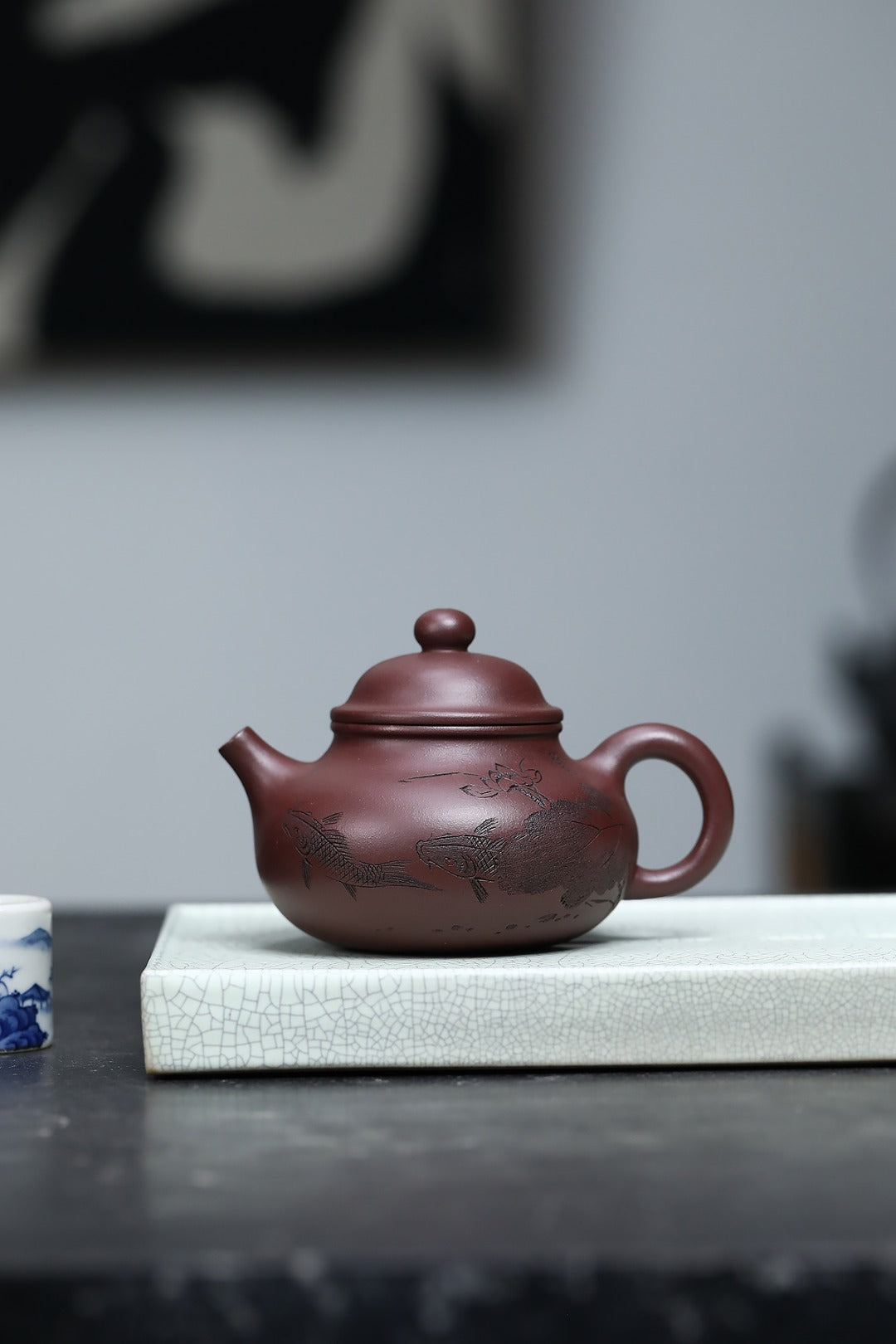 《容天》 国家级工艺美术师 鲍玉华 装饰：李玮（江苏省陶瓷艺术大师，正高）原矿老紫泥，230cc，菱形9孔出水