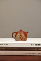 小井栏·全手工 /大拍陶手雷罡作品（师承范伟群） /容量150cc/家藏朱泥 壶身线条体现出平和清净，无为之韵