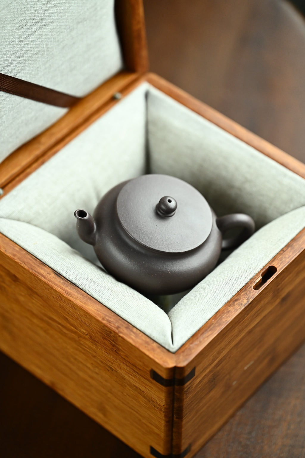 文池莲子·全手工 /董晓勇门下金海晶作品 /容量130cc/原矿老青灰 摹清乾隆御用文池莲子壶