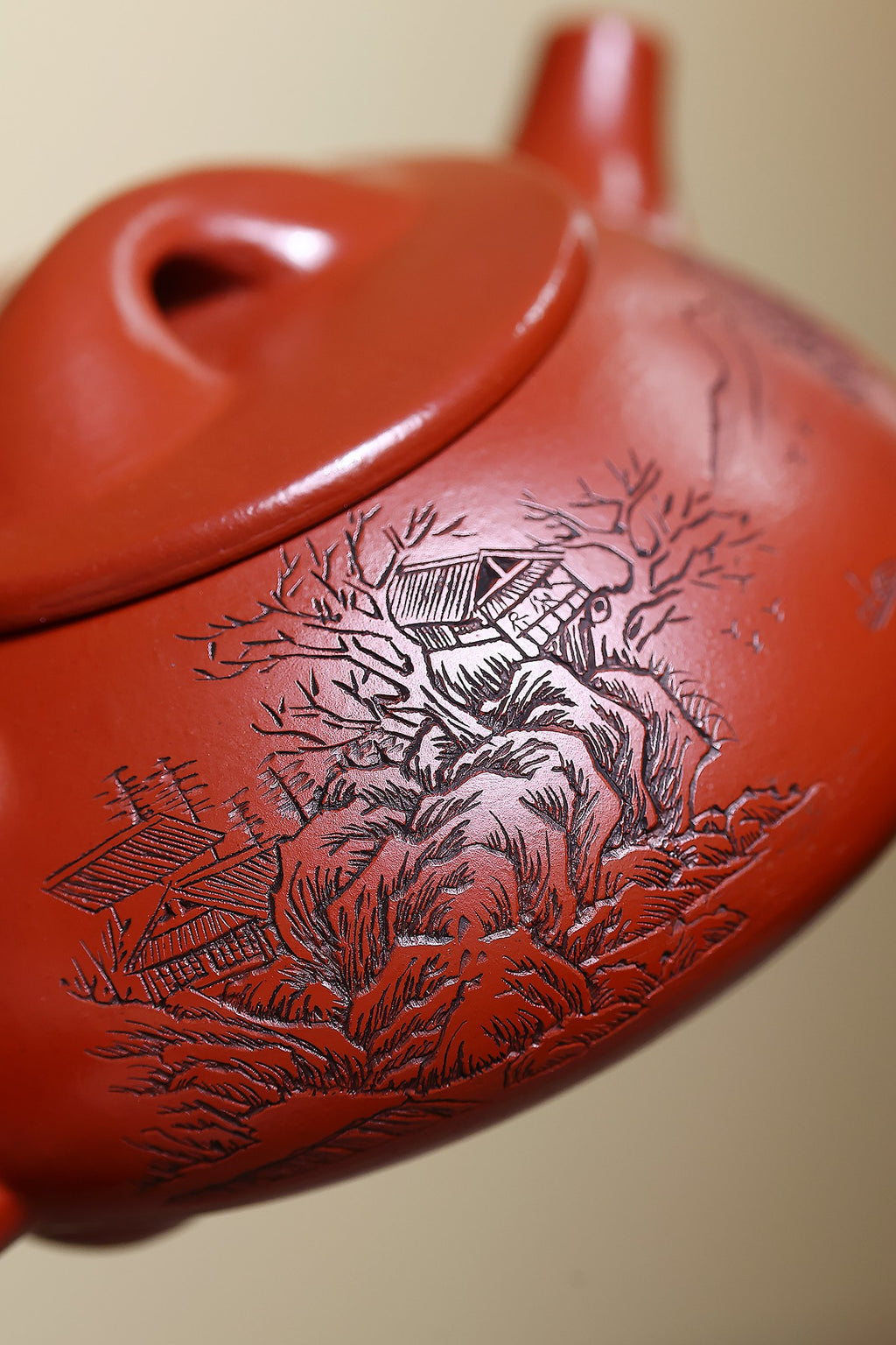 省大师勇淑英作品收藏【石瓢】 泥料：极品朱泥 容量：220cc  作者：勇淑英 江苏省陶瓷艺术大师  工艺：手工制作，收藏价值高👍