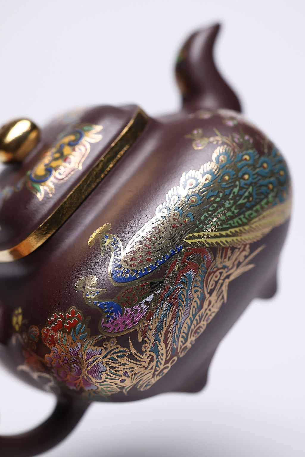 双省名人经典之作【传炉】 泥料：原矿石红 容量：220cc 作者：韩小虎 研究员级高级工艺美术师