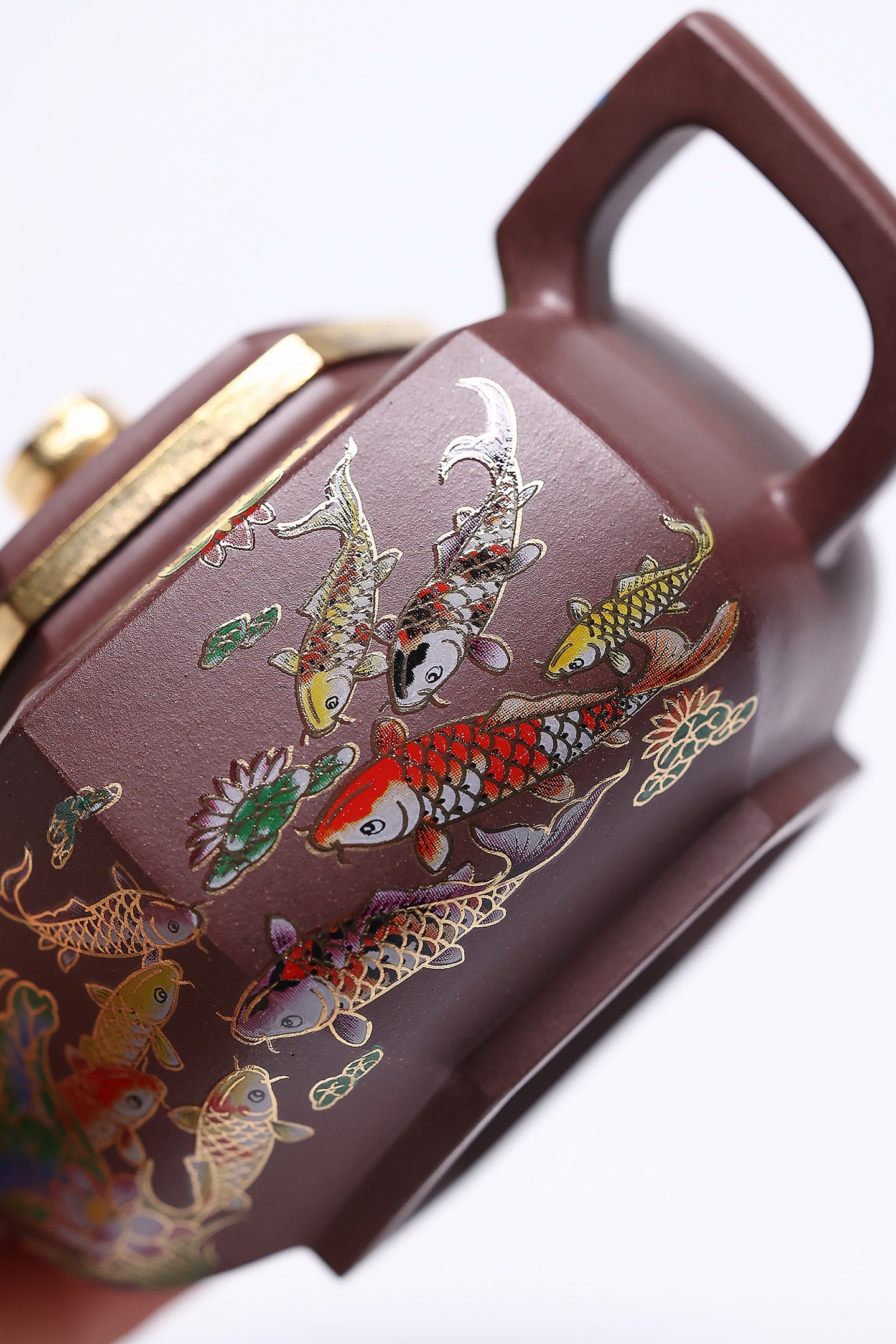 双省名人经典之作【六方雪华】 泥料：原矿紫泥 容量：320cc 作者：韩小虎 研究员级高级工艺美术师