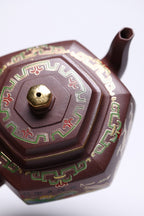 双省名人经典之作【六方雪华】 泥料：原矿紫泥 容量：320cc 作者：韩小虎 研究员级高级工艺美术师