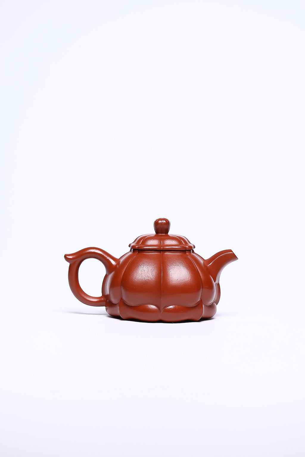 双省名人经典之作【宝菱】 泥料：大红袍 容量：260cc 作者：韩小虎 研究员级高级工艺美术师