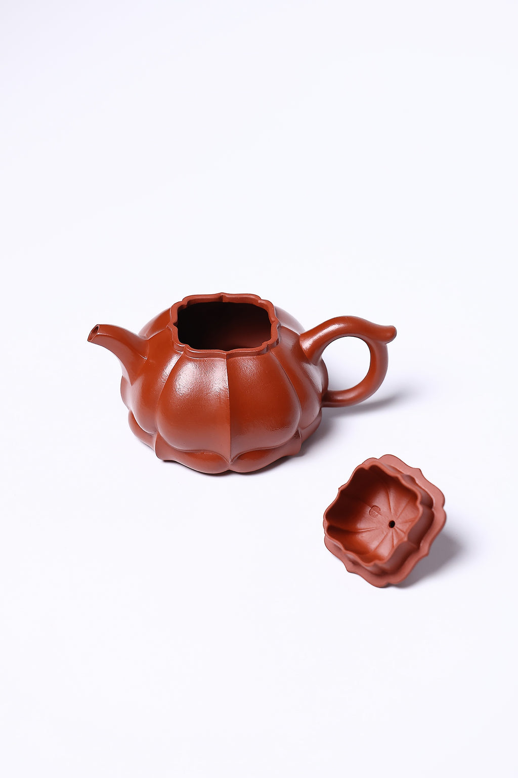 双省名人经典之作【宝菱】 泥料：大红袍 容量：260cc 作者：韩小虎 研究员级高级工艺美术师