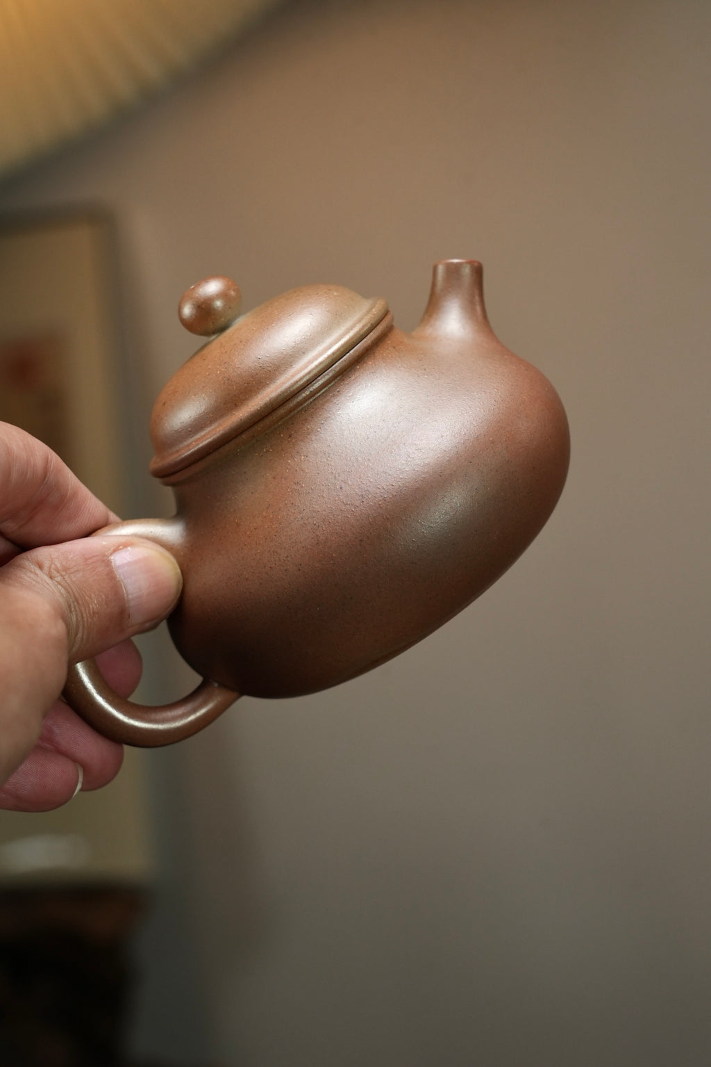 白段柴烧泥绘茶杯 - 精美手工艺术品