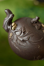 手工松鼠葡萄花器 | 全手工紫泥作品