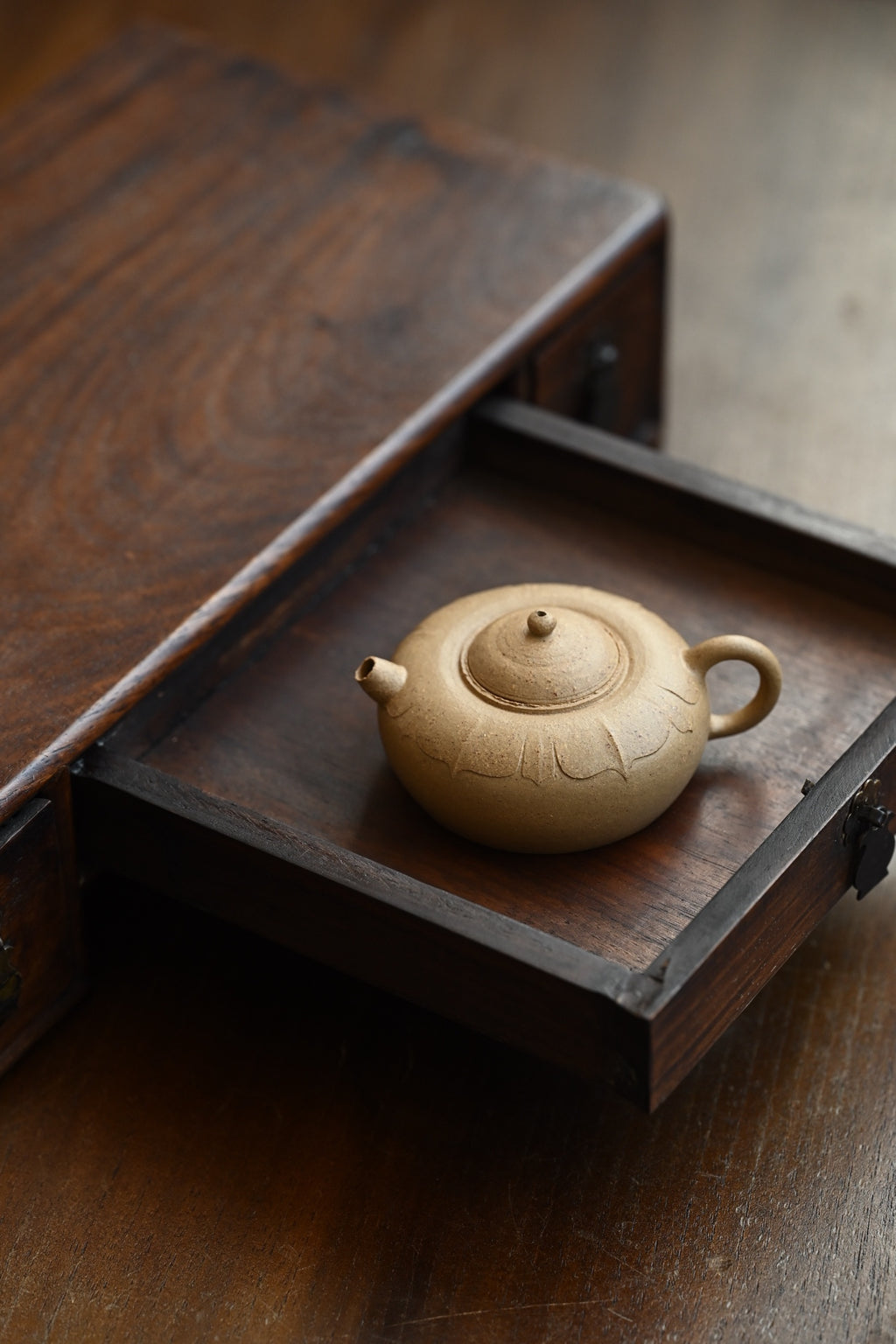 莲韵生香陶艺作品 - 对于茶的完美表达