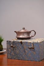 “大生壶”第五代嫡传  范家壶庄少庄主  范坚【惠风】  范坚制.张重庆刊  原矿紫泥  280ml