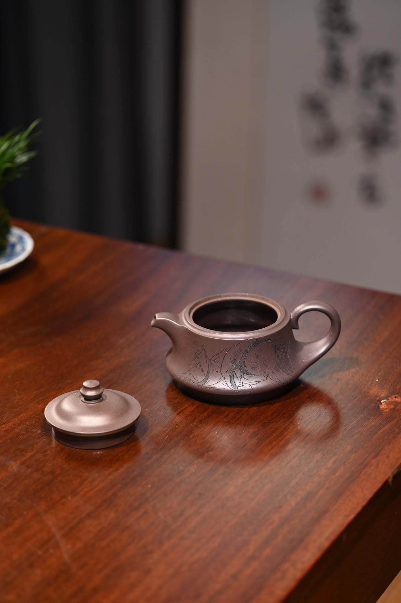 “大生壶”第五代嫡传  范家壶庄少庄主  范坚【惠风】  范坚制.张重庆刊  原矿紫泥  280ml