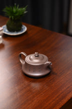 “大生壶”第五代嫡传  范家壶庄少庄主  范坚【惠风】  范坚制.张重庆刊  原矿紫泥  280ml