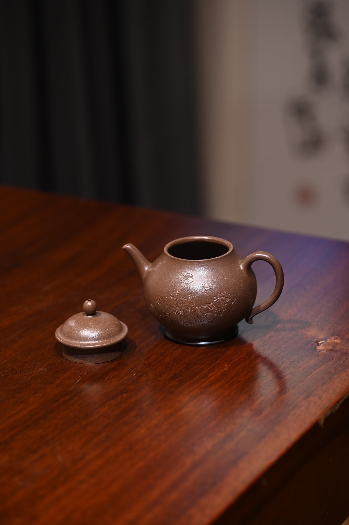 新品发售  蒋伟杰【莲台居士】  天青泥  170ml  蒋伟杰：  工艺美术师  中国工艺美术学会会员  江苏省青年书法家协会会员