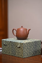 范正初【菊颂】  范正初制.杨仁勤（木易）篆刻  原矿底槽清  320ml